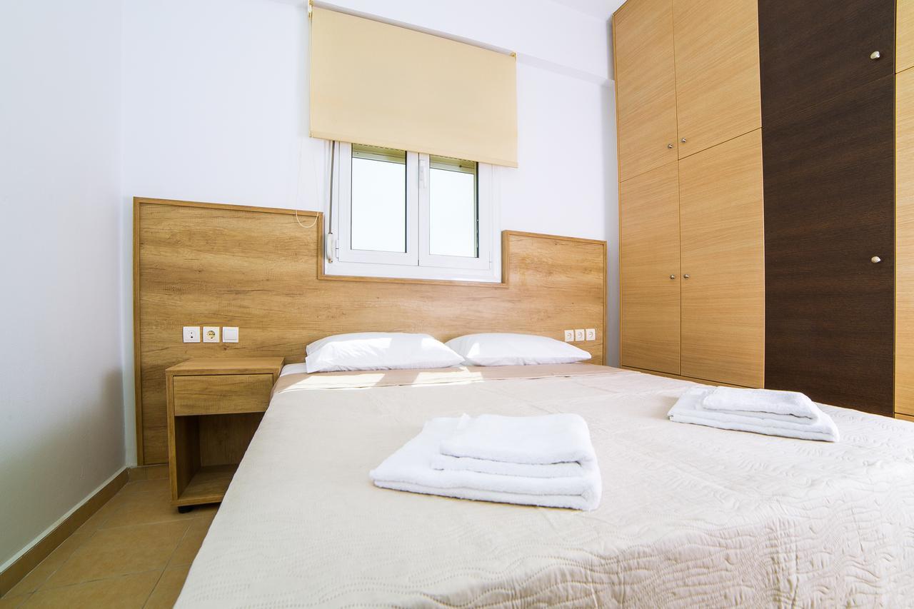 Eva Apartments 考陶洛法里 外观 照片