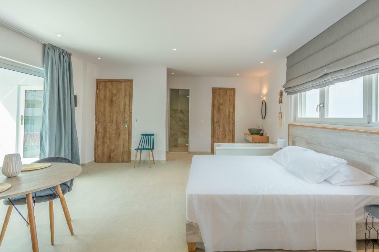 Eva Apartments 考陶洛法里 外观 照片