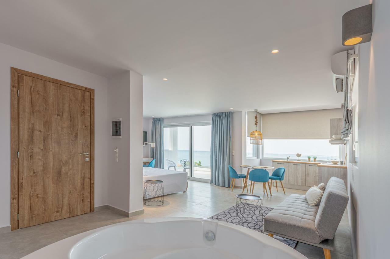 Eva Apartments 考陶洛法里 外观 照片