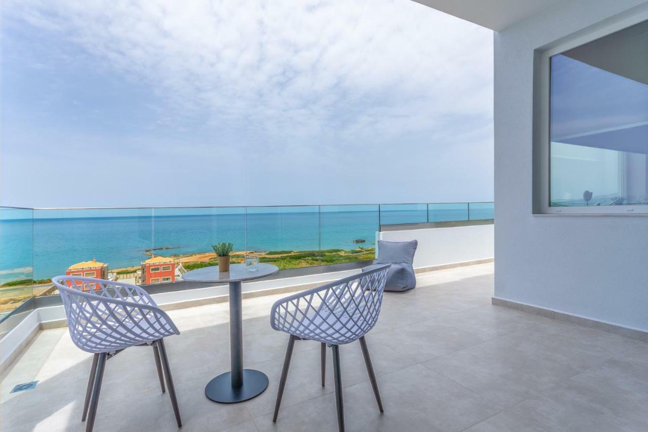 Eva Apartments 考陶洛法里 外观 照片